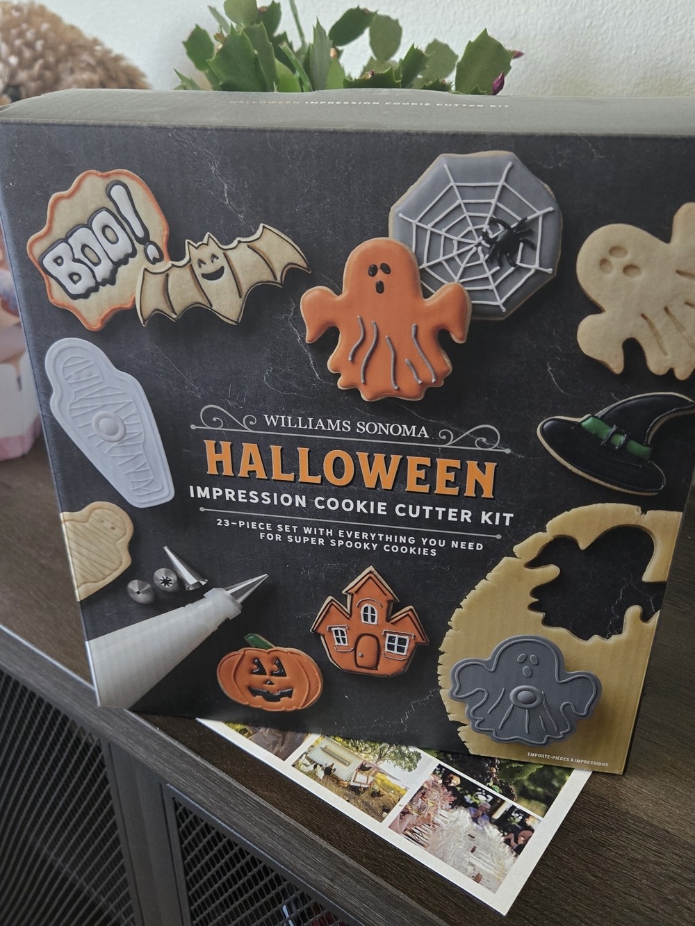 Williams Sonoma Halloween Impression Cookie Cutter Kit - Orange, Black, Gray